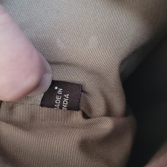 Coach signature C and patent small letter carries crossbody handbag - Picture 15 of 15